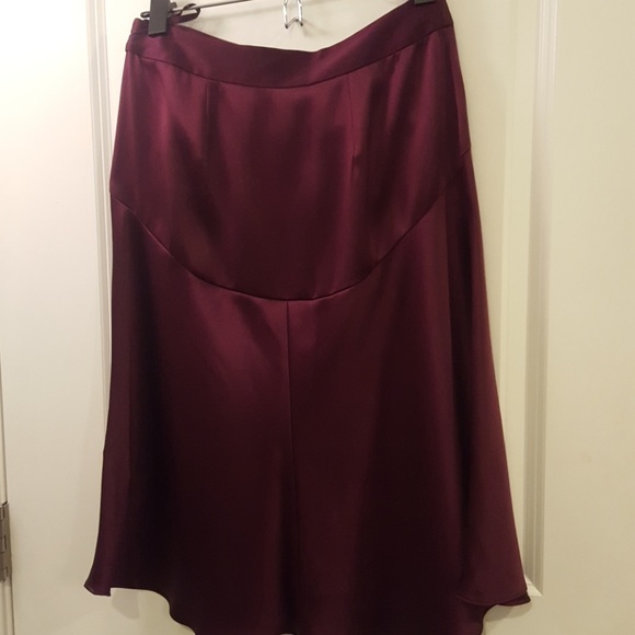 Elegant violet silk skirt - Picture 2 of 4